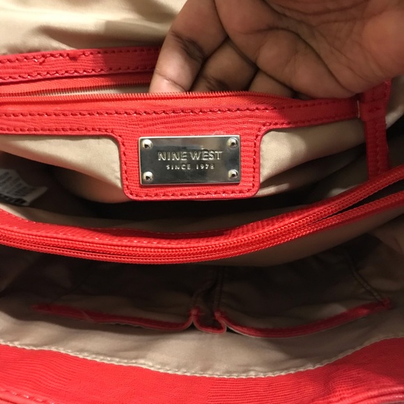 Red Nine West Shoulderbag/Handbag with Strap - Picture 11 of 14
